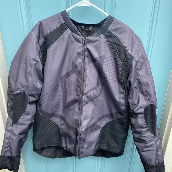 Men’s ICON motorcycle jacket - Picture 2 of 5